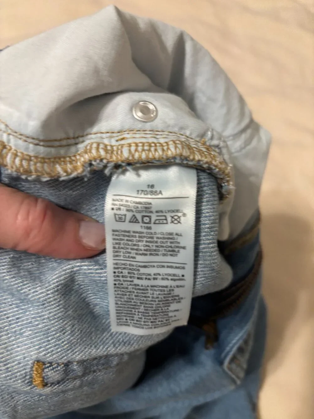 Old Navy High Rise Baggy Denim shorts - 16